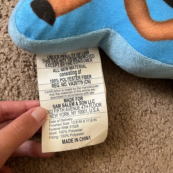 Dancing Twins Emoji Pillow 👯‍♀️ - Picture 3 of 4